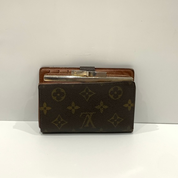 Louis Vuitton Brown Monogram Wallet - Picture 2 of 14